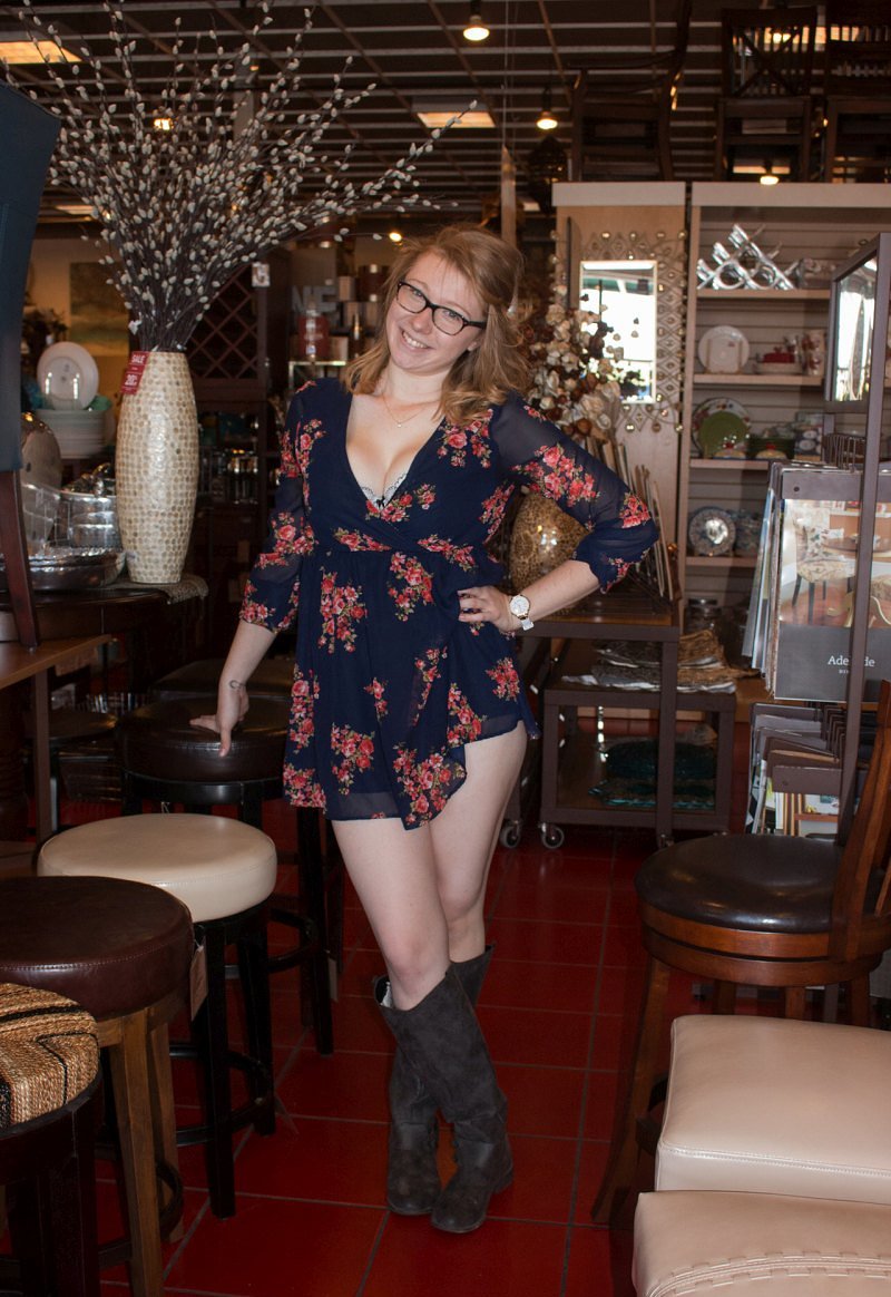 Лариса, 22 года, 1 размер груди